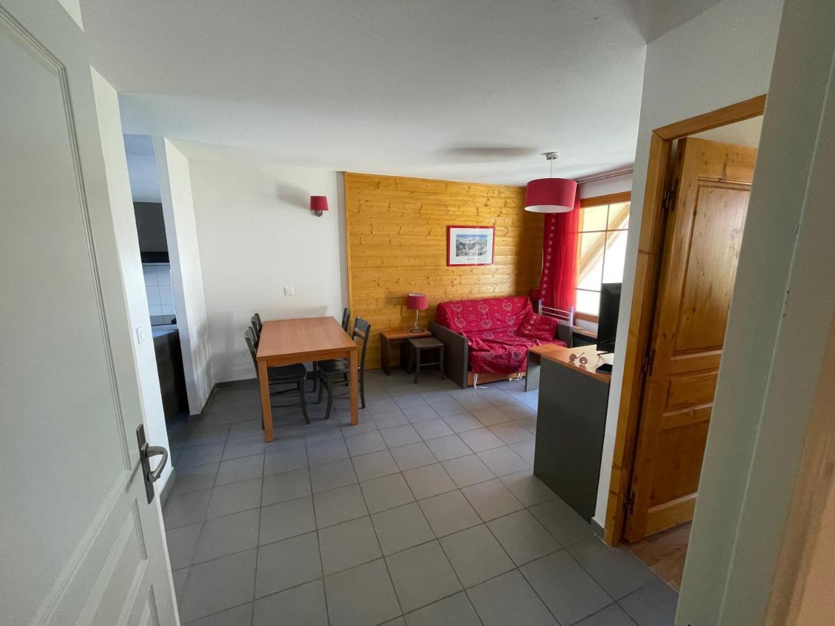 Appartement Les Chalets De Belledonne Saint-Colomban-des-Villards Екстериор снимка